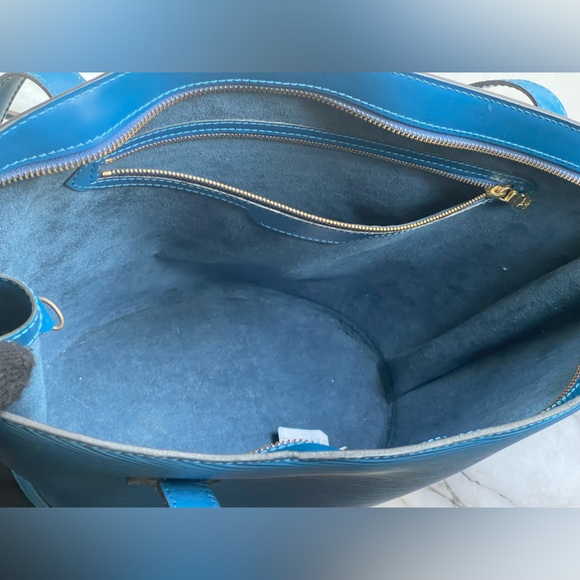 Louis Vuitton St. Jacques GM (BLUE) - Picture 6 of 16